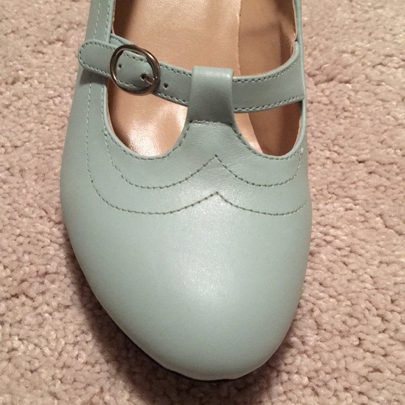 Mojo Moxy Mary-Jane Heels - Picture 5 of 6